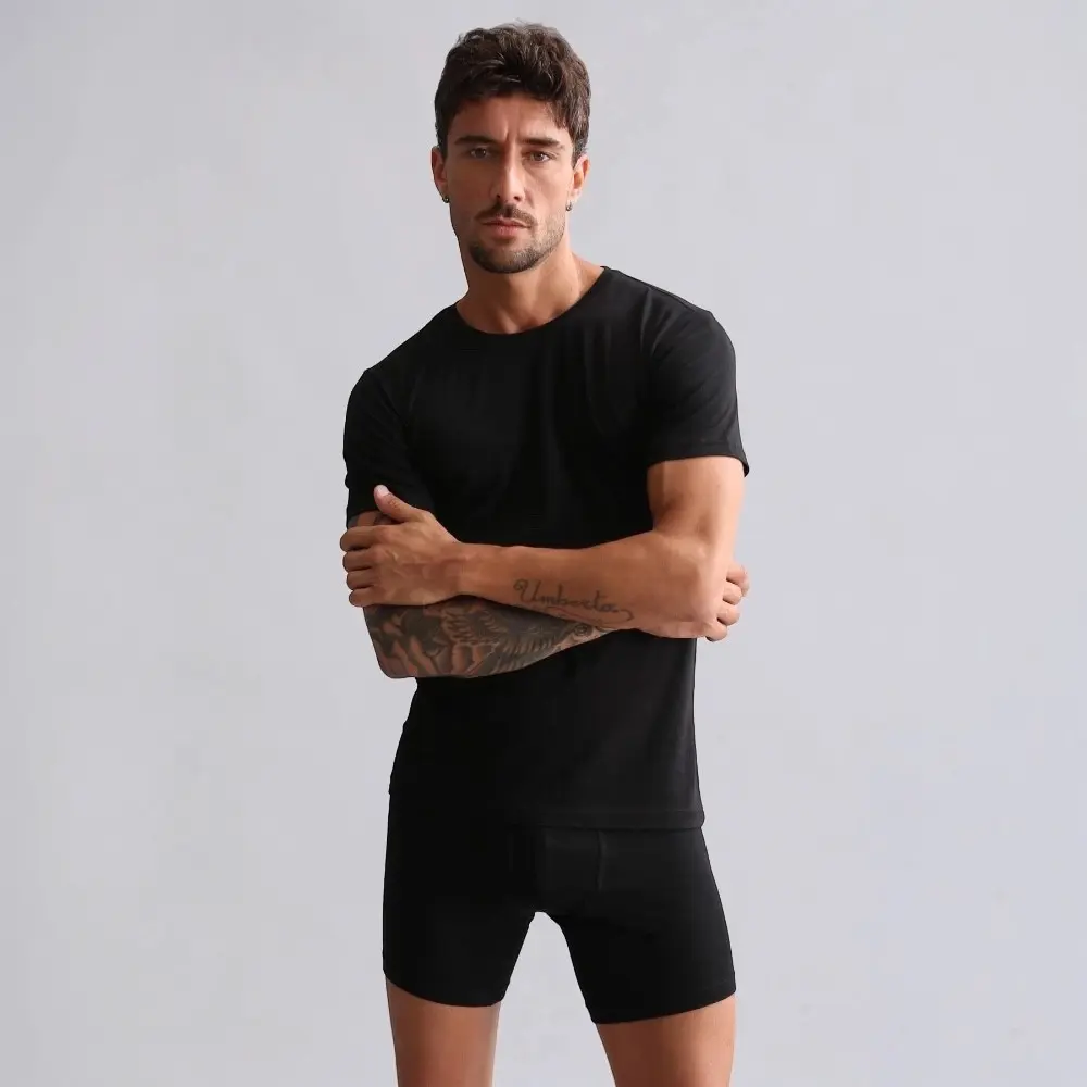 Mısırlı%20Siyah%20MODAL%20TENCEL%20Erkek%20Tişört%20–%20%100%20Modal