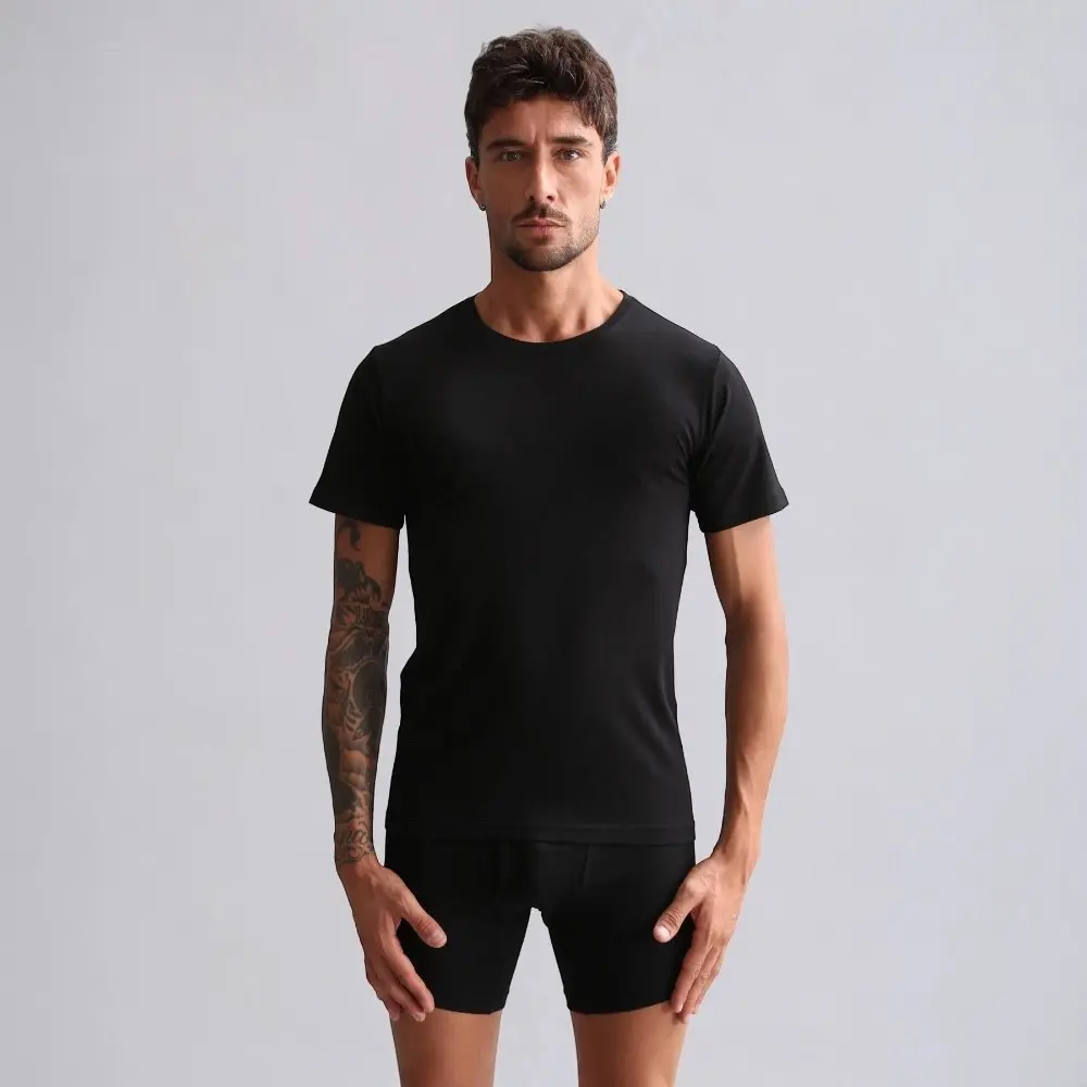 Mısırlı%20Siyah%20MODAL%20TENCEL%20Erkek%20Tişört%20–%20%100%20Modal