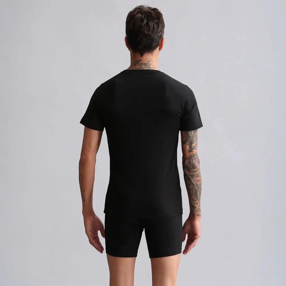 Mısırlı%20Siyah%20Slim%20Fit%20Erkek%20Fanila%20–%20%100%20Coton%20Bisiklet%20Yaka