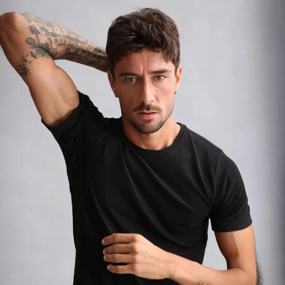 Mısırlı%20Siyah%20MODAL%20TENCEL%20Erkek%20Tişört%20–%20%100%20Modal