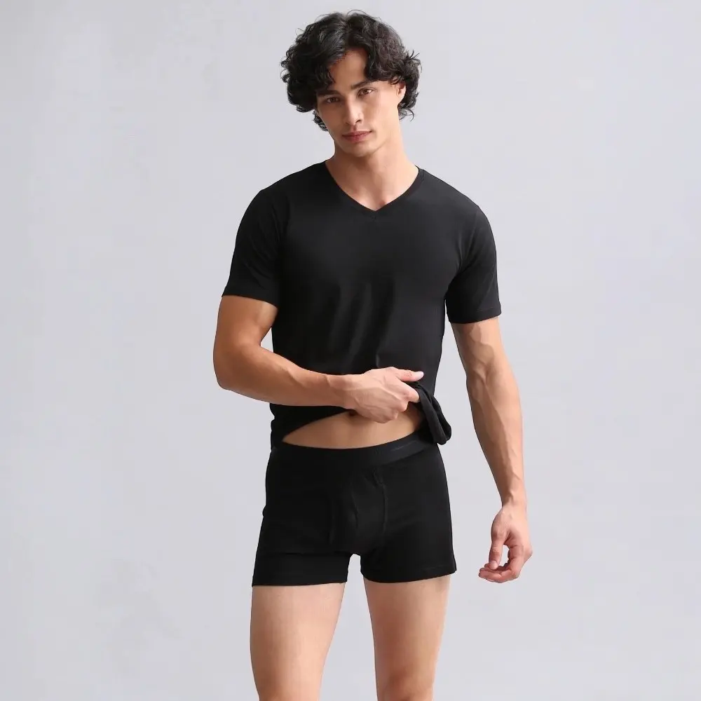 Mısırlı%20Siyah%20V%20Yaka%20Slim%20Fit%20Erkek%20Fanila%20–%20%100%20Organik%20Koton