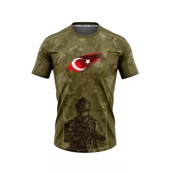 Kamuflaj Asker Tişörtü | Türk Bayraklı Erkek Tişört Modeli